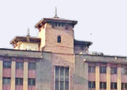 सामग्री खरीदी अनिवार्य करने वाले स्कूलाें पर कार्रवाइ